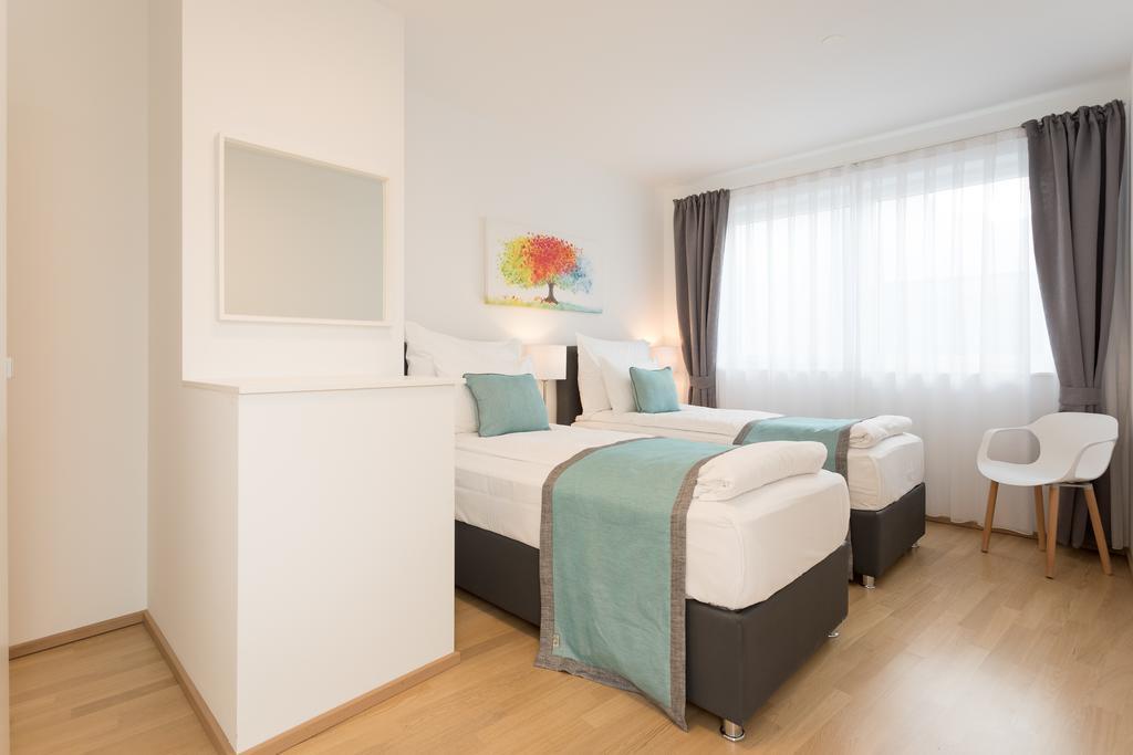 Mar - Center Vienne